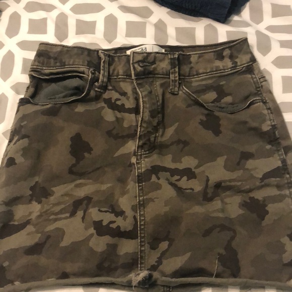 Mudd Dresses & Skirts - camo skirt